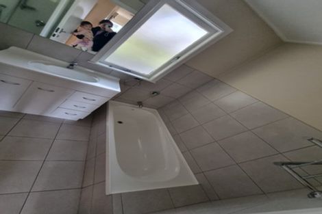 Photo of property in 1/26 Richards Avenue, Forrest Hill, Auckland, 0620