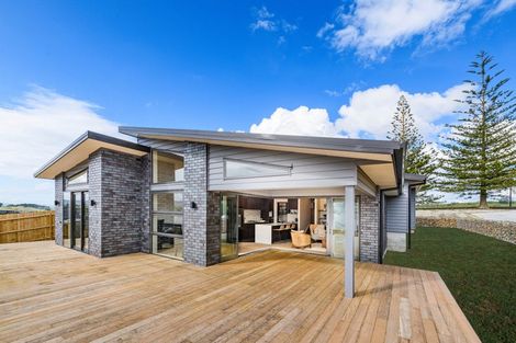 Photo of property in 42 Hitchen Road, Pokeno, 2402