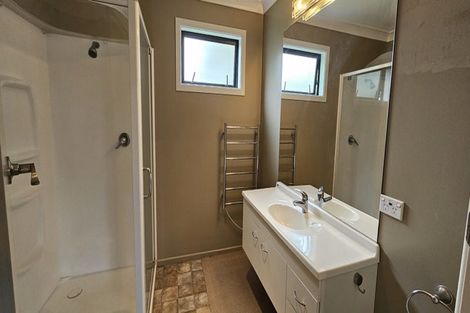 Photo of property in 69 Te Hatepe Avenue, Taupo, 3330