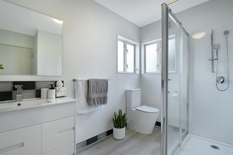 Photo of property in 8 Blumhardt Place, Avondale, Auckland, 1026