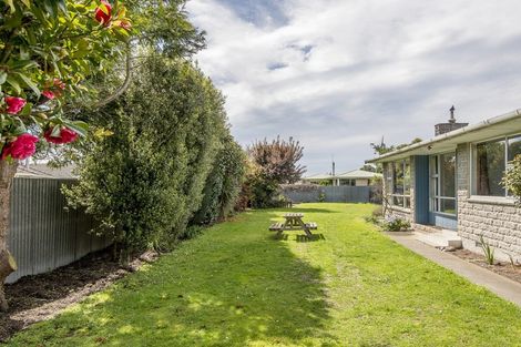 Photo of property in 22 Roswell Place, Islington, Christchurch, 8042