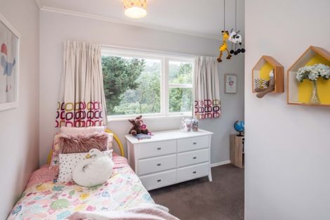 Photo of property in 17 Hewett Way, Ngaio, Wellington, 6035