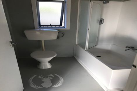 Photo of property in 1/125a Birkdale Road, Birkdale, Auckland, 0626