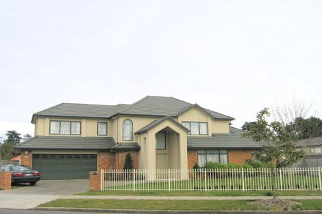 Photo of property in 17 Point View Link, East Tamaki Heights, Auckland, 2016