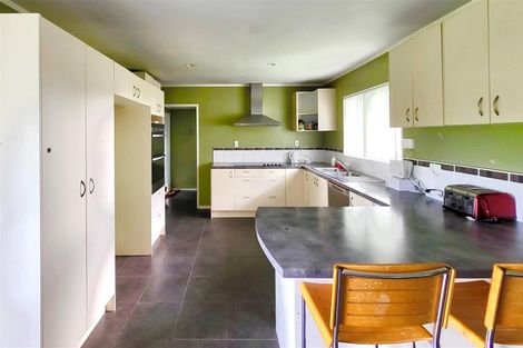 Photo of property in 16 Rata Street, Waiuku, 2123