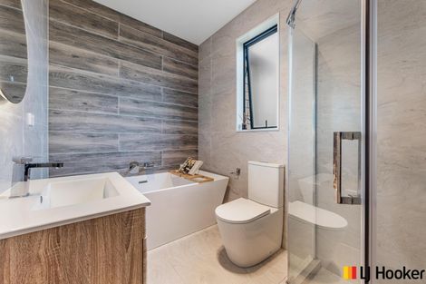 Photo of property in 2 Poutawa Lane, Clarks Beach, 2122