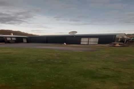 Photo of property in 992 Paerata Road, Paerata, Drury, 2676