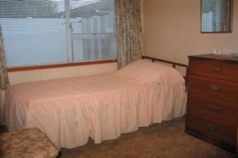 Photo of property in 1/3248 Great North Road, New Lynn, Auckland, 0600