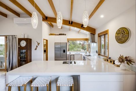 Photo of property in 17 Collison Terrace, Haumoana, 4102