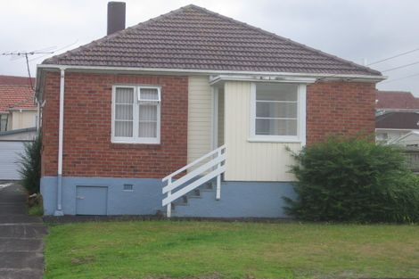 Photo of property in 18 Gifford Avenue, Wesley, Auckland, 1041