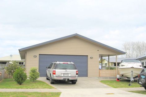 Photo of property in 20 Pipi Dune, Whitianga, 3510
