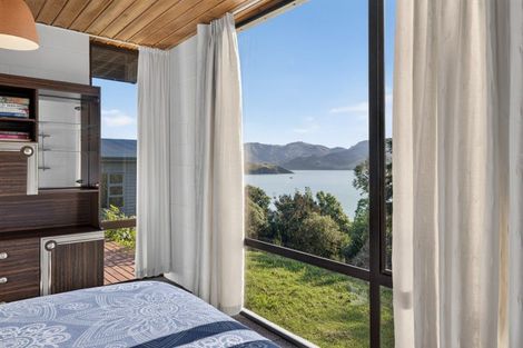 Photo of property in 38 Emerson Crescent, Diamond Harbour, 8971