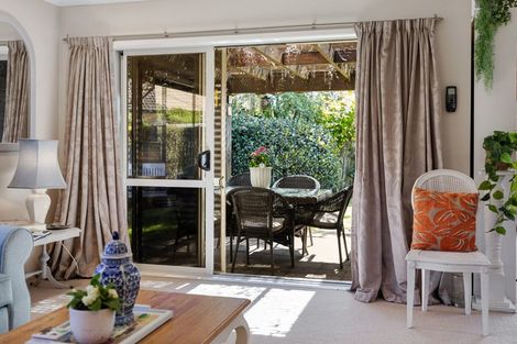 Photo of property in 17 Saint Heliers Place, Papamoa Beach, Papamoa, 3118