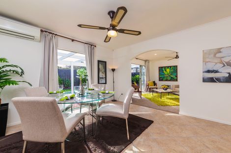 Photo of property in 54d Delta Avenue, New Lynn, Auckland, 0600