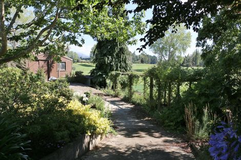 Photo of property in 82 Point Bush Road, Waimate, 7979