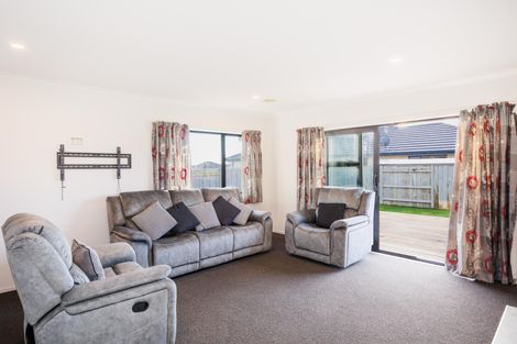 Photo of property in 79 Balrickard Way, Milson, Palmerston North, 4414