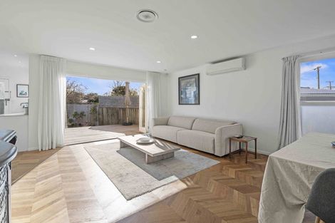 Photo of property in 24 Tramway Road, Beach Haven, Auckland, 0626