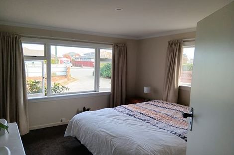 Photo of property in 16 Craven Street, Sockburn, Christchurch, 8042