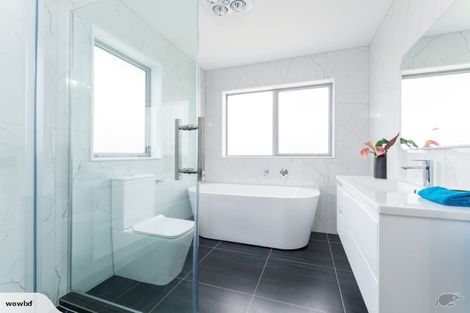 Photo of property in 9 Takurua Terrace, Orewa, 0931