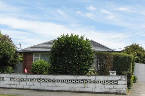 Photo of property in 39 Pembroke Street, Avondale, Christchurch, 8061