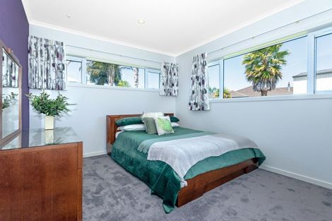 Photo of property in 24 Charteris Rise, Riverdale, Gisborne, 4010