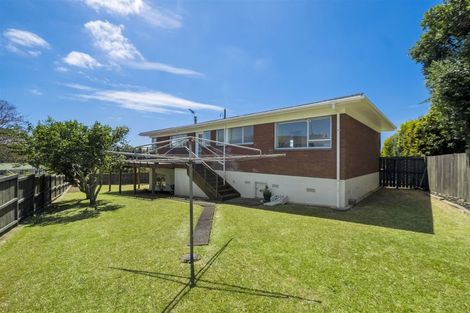 Photo of property in 14 Paulange Place, Pakuranga Heights, Auckland, 2010