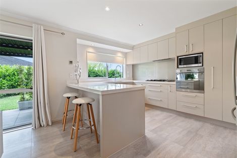 Photo of property in 32 Bayvista Drive, Karaka, Papakura, 2113