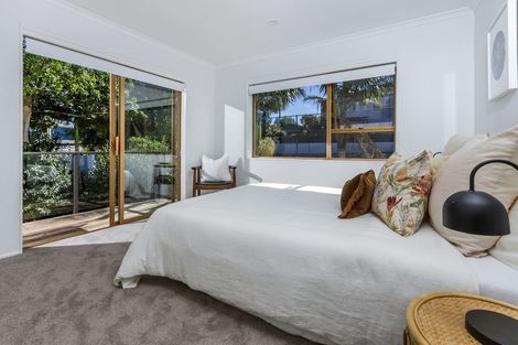 Photo of property in 1/23 Beach Road, Castor Bay, Auckland, 0620