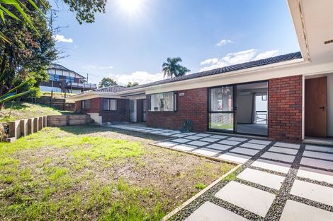 Photo of property in 176 Sturges Road, Henderson, Auckland, 0612
