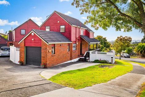 Photo of property in 1/6 Sturm Avenue, Massey, Auckland, 0614