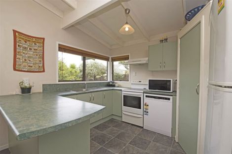 Photo of property in 180 Universal Drive, Henderson, Auckland, 0610