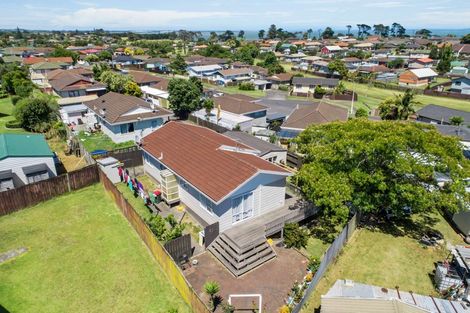 Photo of property in 2/23 Silver Creek Road, Weymouth, Auckland, 2103