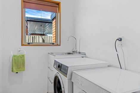 Photo of property in 2/43 Claridges Road, Casebrook, Christchurch, 8051