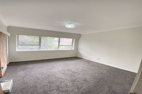 Photo of property in 33a Forrest Hill Road, Milford, Auckland, 0620