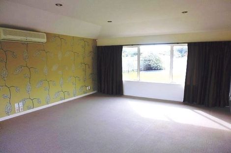 Photo of property in 15 Soldiers Way, Paraparaumu, 5032