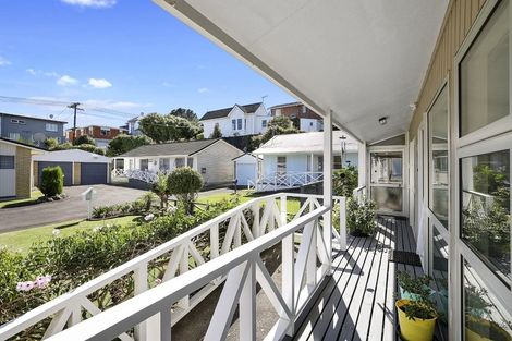 Photo of property in 33c Carrington Street, New Plymouth, 4310