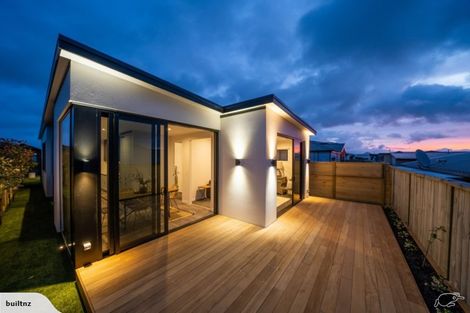 Photo of property in 28 Coast Boulevard, Papamoa Beach, Papamoa, 3118