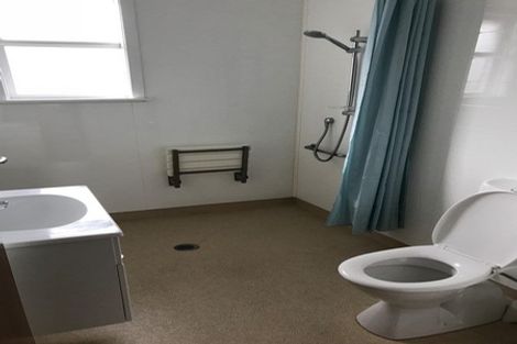 Photo of property in 1/13 Sutherland Avenue, Silverstream, Upper Hutt, 5019