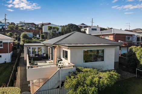 Photo of property in 44 Tomahawk Road, Andersons Bay, Dunedin, 9013
