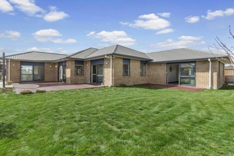 Photo of property in 10 Wiltshire Drive, Huntington, Hamilton, 3210