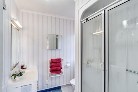 Photo of property in 27 Whiting Crescent, Greenmeadows, Napier, 4112