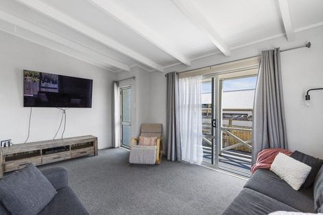 Photo of property in 15 Pohutukawa Drive, Pukete, Hamilton, 3200