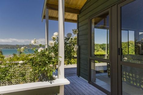 Photo of property in 13 Punga Place, Whitianga, 3510