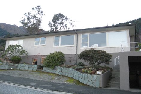 Photo of property in 71 Thompson Street, Queenstown, 9300