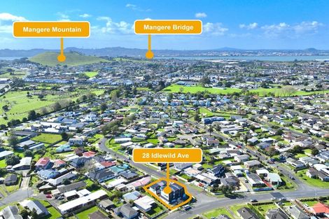 Photo of property in 2a Convair Crescent, Mangere, Auckland, 2022