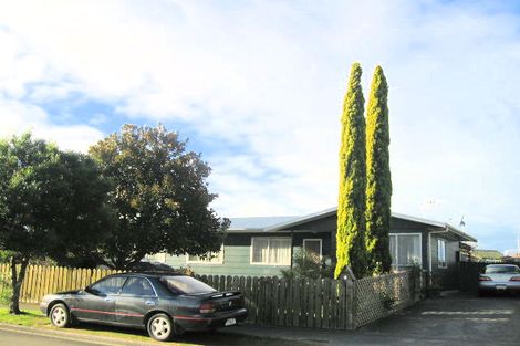 Photo of property in 2 Cormack Place, Greenmeadows, Napier, 4112