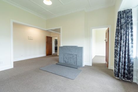 Photo of property in 24 Aroha Street, Takaro, Palmerston North, 4410