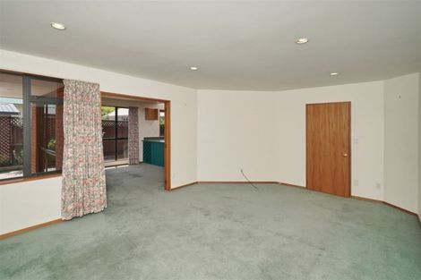 Photo of property in 2/16 Cardiff Avenue, Somerfield, Christchurch, 8024