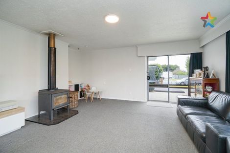 Photo of property in 6 Paisley Street, Kew, Invercargill, 9812