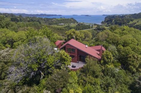 Photo of property in 889 Takatu Road, Tawharanui Peninsula, Matakana, 0986